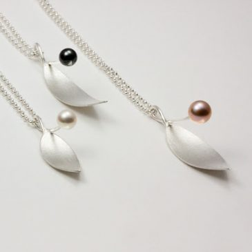 Nya smycken för LOD´s vårutställning! New jewelry for LOD’s spring exhibition!